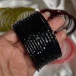 কাঁচের চুড়ি- কালো
